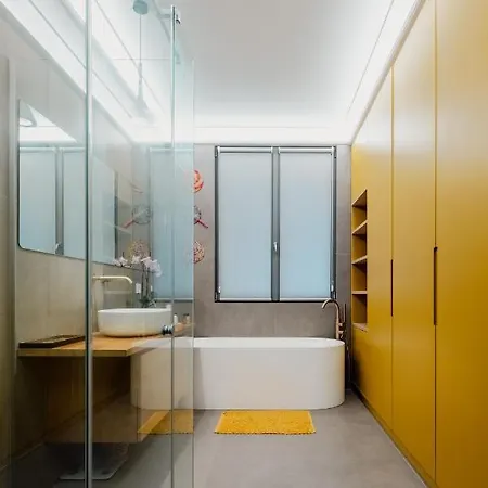 Veeve - Grace And Grandeur Apartment Paris